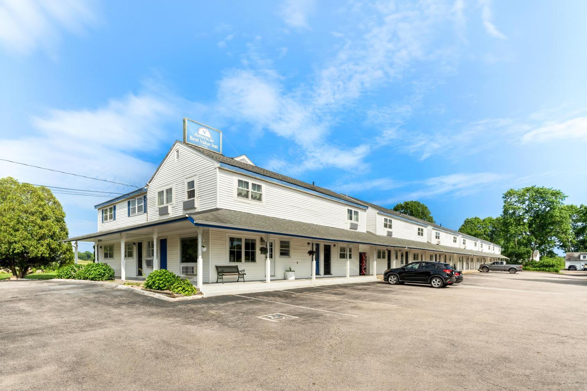Americas Best Value Inn Stonington Mystic Exterior foto
